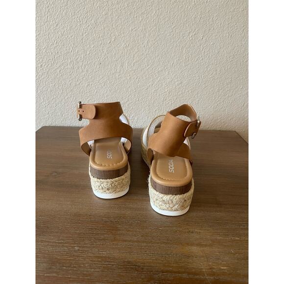 NIB Soda Zebra Espadrille Platform Strap Studded Heeled Sandals Size 10 - Picture 5 of 11